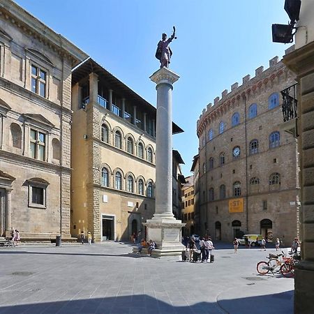 Tornabuoni Apartment- Hosted By Sweetstay Florenz Exterior foto