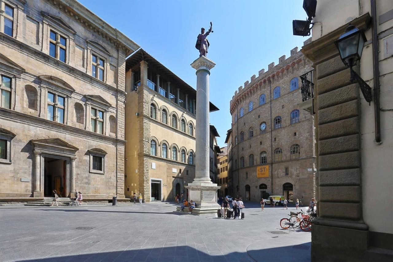 Tornabuoni Apartment- Hosted By Sweetstay Florenz Exterior foto